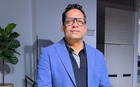 Sumit Chaturvedi Joins The Economic Times as Consulting Editor