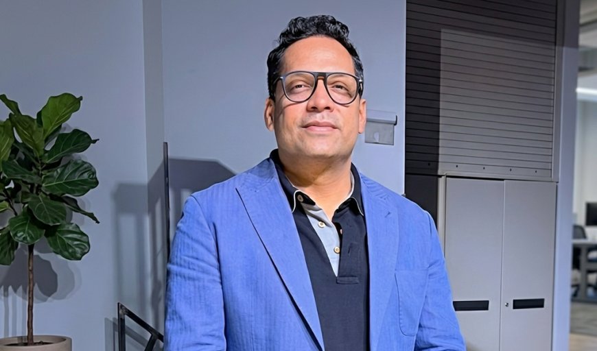 Sumit Chaturvedi Joins The Economic Times as Consulting Editor